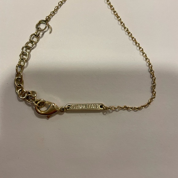 Kendra Scott white arrow necklace - Picture 2 of 2